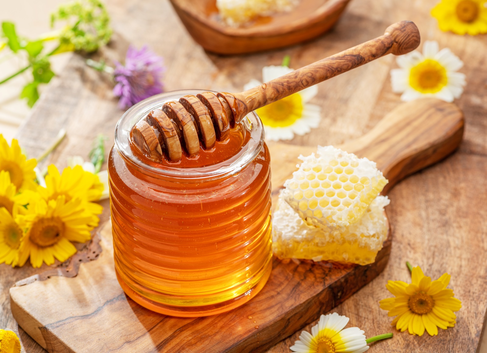 How Beewel Ensures the Purity of Every Drop of Kashmir Honey