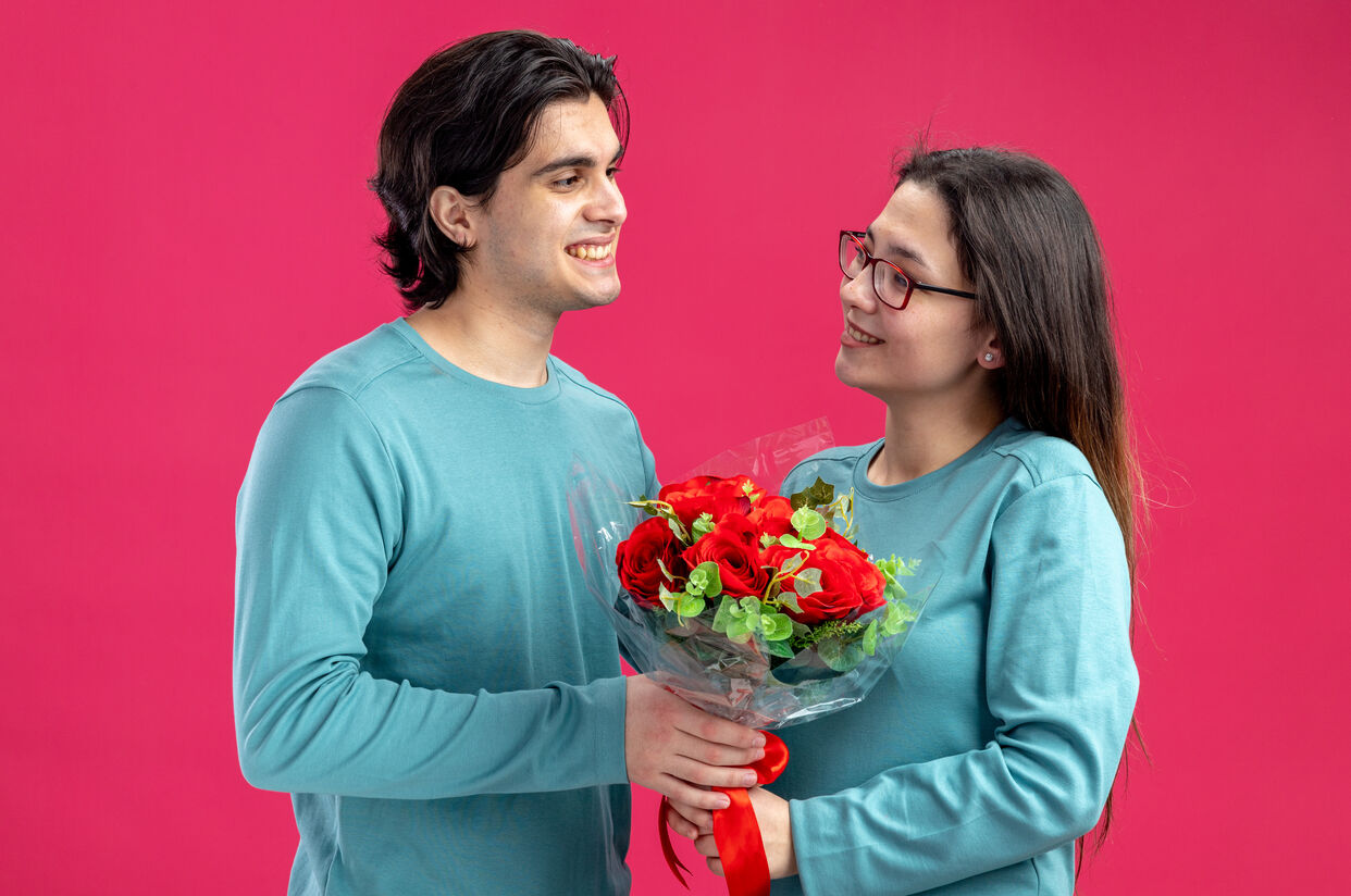 Where To Buy Anniversary Gifts Online With Same-Day Delivery