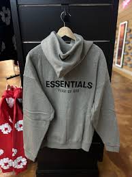 @essentialhoodie8